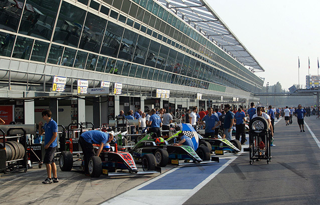 2014-img-F4-Monza-box.jpg