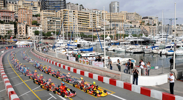 CIK-FIA-Monaco-Kart-Cup-Prefinal-start-_Vainio-_1_-Antunes-_18_-Belmaaziz-_8_-Maisano-_9_.jpg
