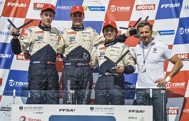 Champ-de-France-F4-Magny-Cours-2014-podium-course1-KSP.jpg