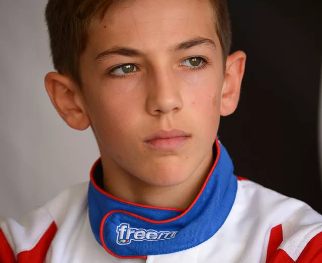 Hadrien David dans le peloton de tête Mini Max à Sarno
