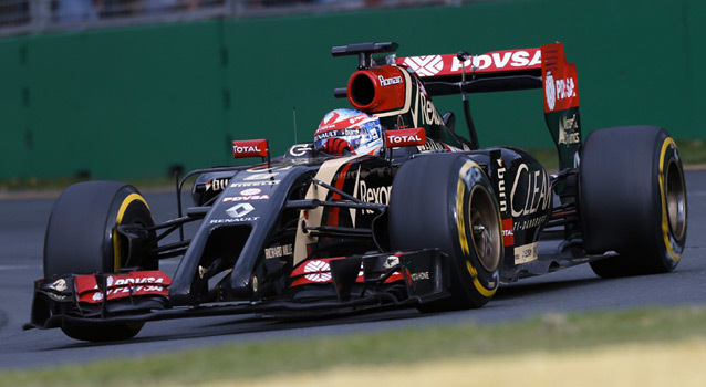 Romain-Grosjean-Lotus-F1-team.jpg