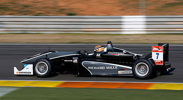 Test-F3-Valencia-mars-2015-Charles-Leclerc.jpg