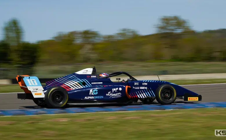 Première course et premier podium pour Lilian Soares en F4